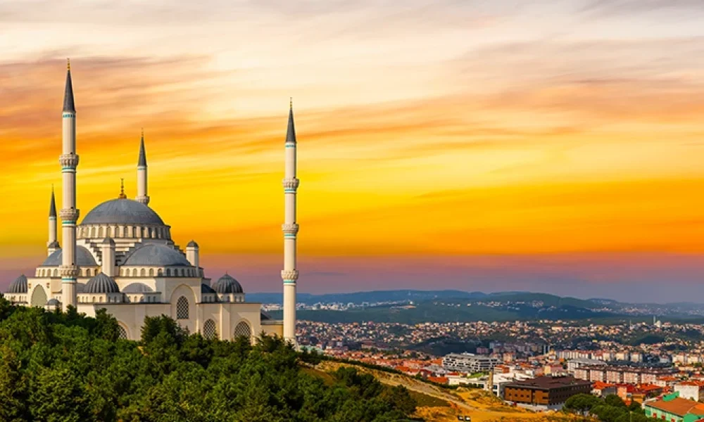 istanbul-hero-tab-hor-2-r2wbho8h8ann7dv2jrwr9xnpci5p9bhmgjrx12bh4g